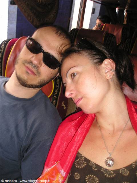 I bus, in India, stancano...