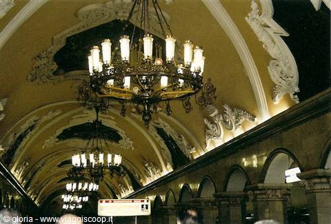 Una stazione della metropolitana