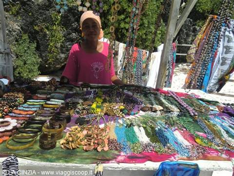 LE BANCHERELLE DI WATAMU BEACH