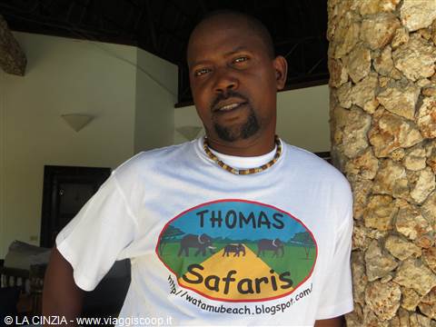 THOMAS MBOYA TITOLARE DELLA THOMAS TOURS & SAFARIS