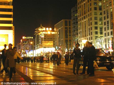 Pechino- wanfujing street