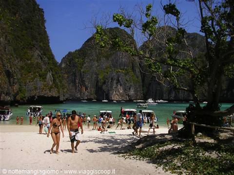 phi phi island