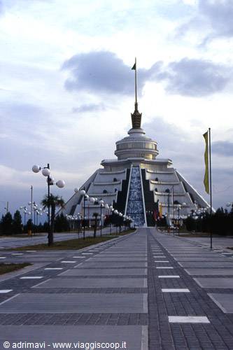 fontana del Indipendence Park - Ashgabad