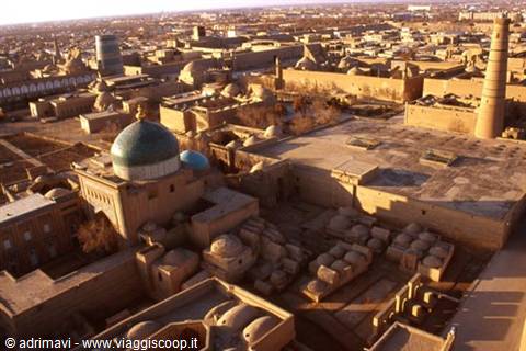Khiva - panorama dal minareto di Islom-Huja