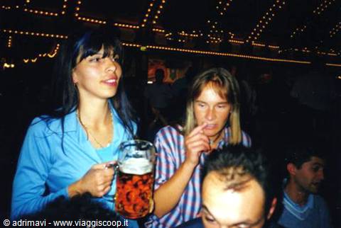 Mavi e Marisa - Oktoberfest