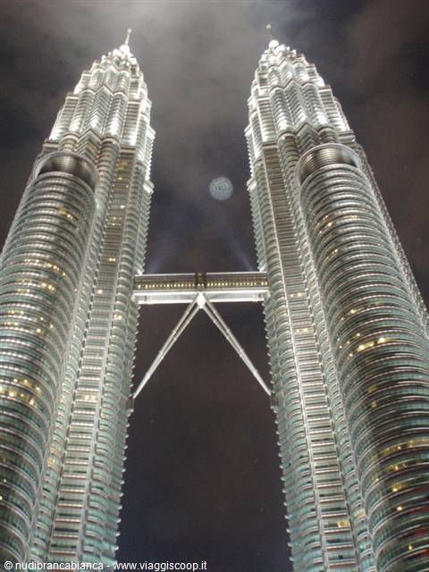 Petronas Twin Towers by night