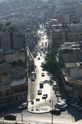 L'ordine nel caos, la quotidiana cacofonia del traffico aleppese
