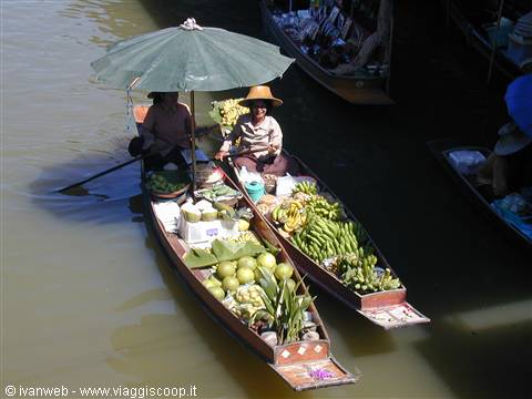 Mercato galleggiante