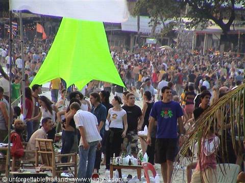 full moon party la mattina dopo
