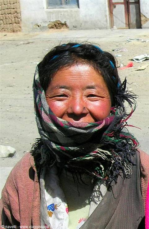 Donna Tibetana