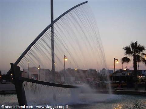 ...il lungomare UNA FONTANA PARTICoLARE