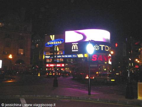 piccadilly circus