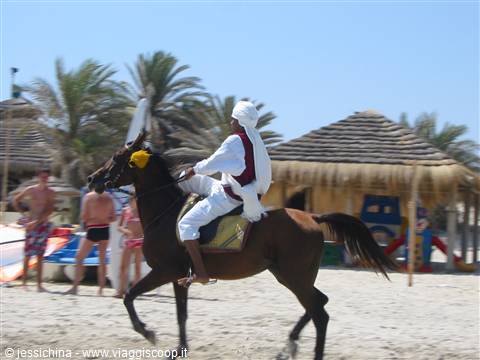 corsa dei tuareg sulla spiaggia