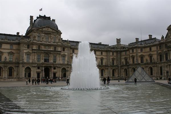 Louvre