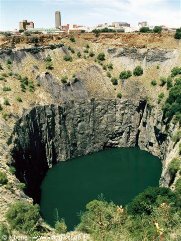 7.5 - Kimberley - Big Hole.JPG