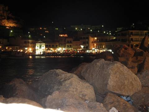 Pigadia by night
