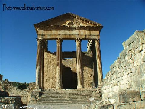 Dougga antica città romana in Tunisia
