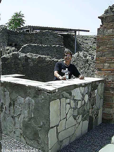 pompei, antica bottega