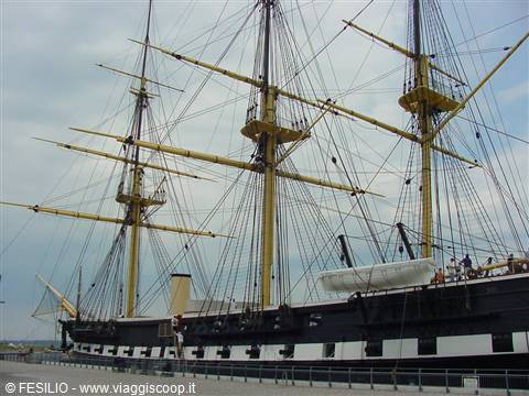 EBELTOFT - LA NAVE SCUOLA