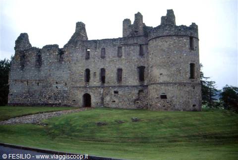 HUNTLY - IL CASTELLO