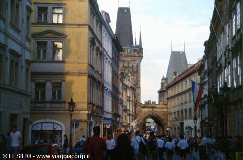 PRAGA