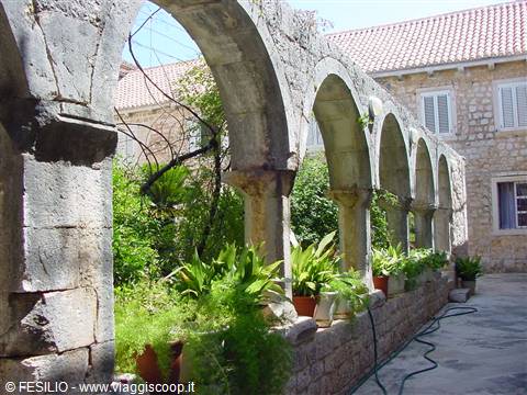 STARI GRAD