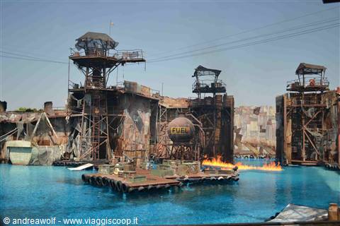 Rappresentazione del film Waterworld negli Universal Studios