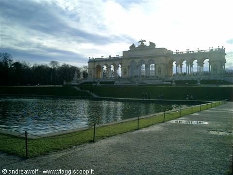 La Gloriette. Schonbrunn.