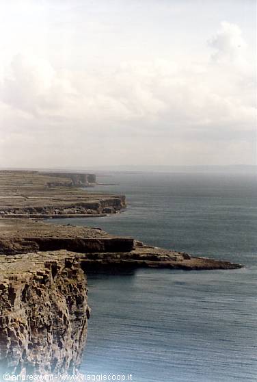 Aran. Scogliera a picco sull'Oceano Atlantico