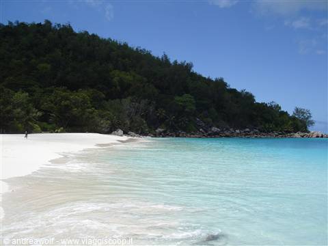 Anse Georgette, Lemuria Resort