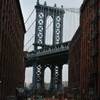 Il ponte visto dal quartiere di Brooklyn STATI UNITI D'AMERICA 