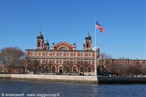Ellis Island, dove venivano portato gli immigrati fino agli anni '50