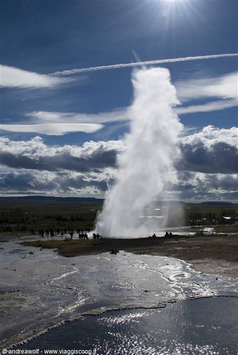Il geyser di Strokkur nel Circolo d'Oro