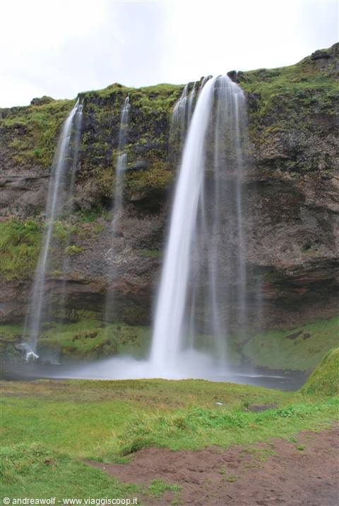 La cascata di Seljandsfoss