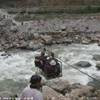 Trek nella selva amazzonica - Attraversamento del fiume Urubamba nella seconda tappa PERU' 
