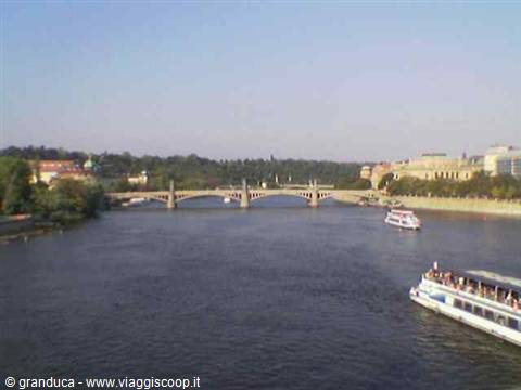 la romantica moldova