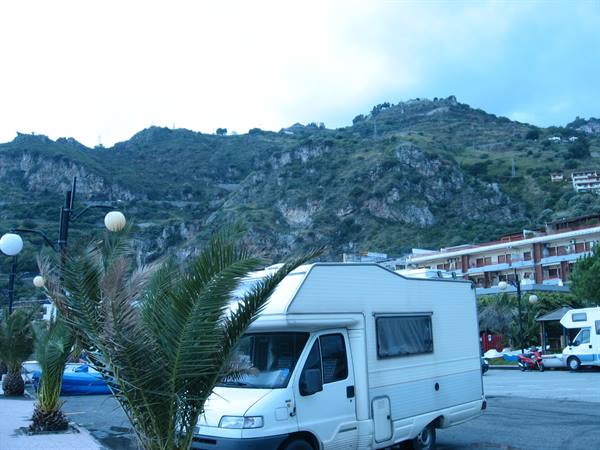 Fluorescente camper....