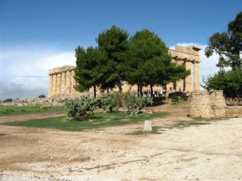 Selinunte : Tempio E