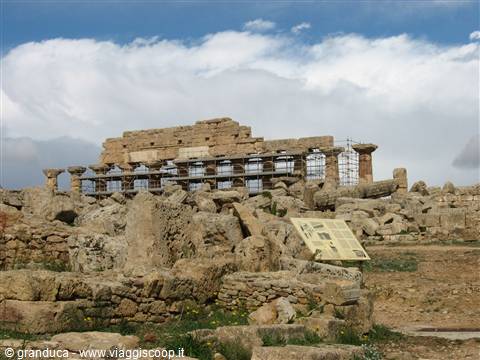 Selinunte : l'Acropoli e il tempio di Apollo ?