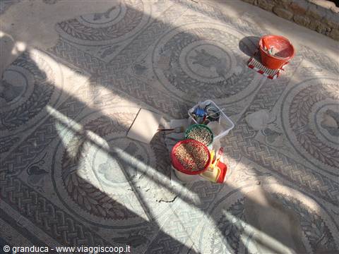la villa del Casale : strumenti di restauro