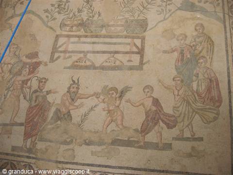 la villa del Casale : mosaico