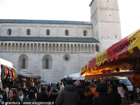 Trento : il Mercatino di Natale e Fiera di Santa Lucia