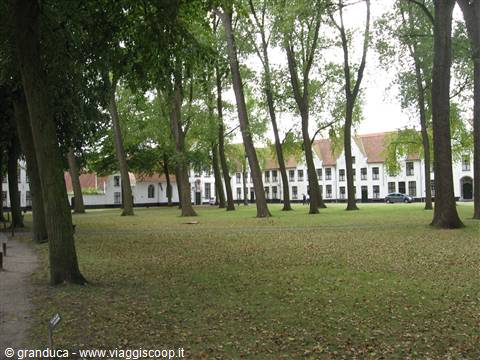 Bruge : in Bejinhof