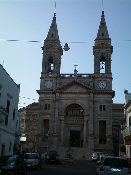 chiesa di S. Damiano e Cosimo a Alberobello