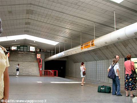 Praga - Metrò linea gialla - fermata camping - Luka