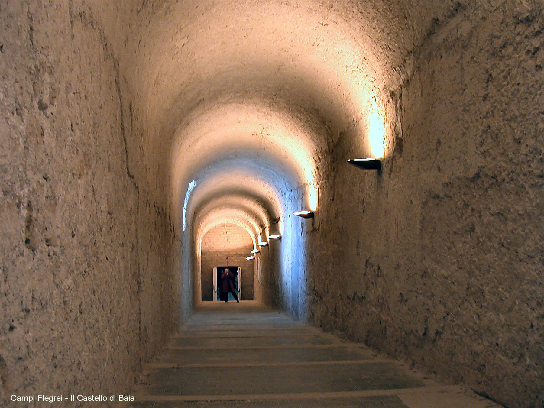 Campi Flegrei - Castello di Baia