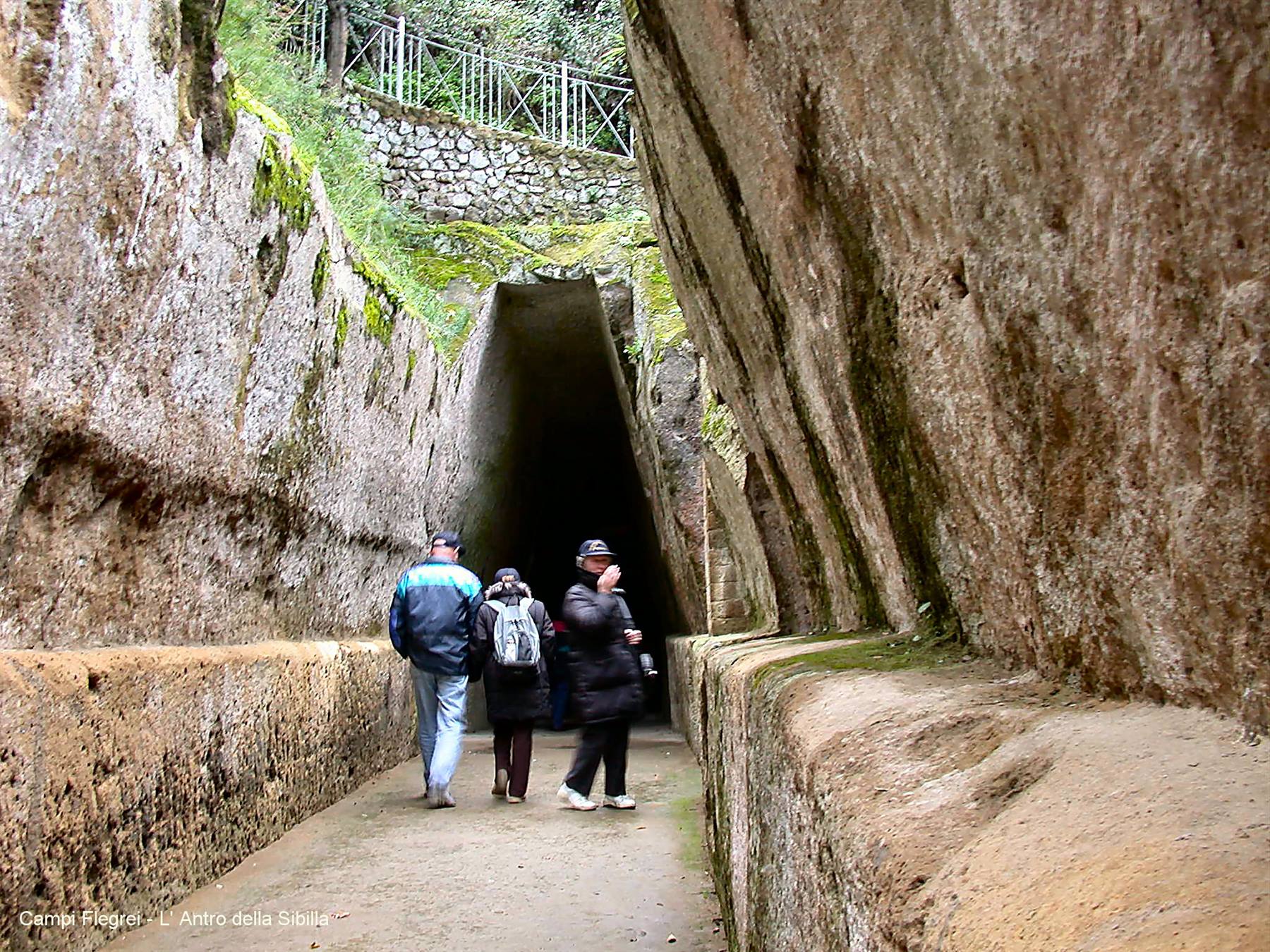 Campi Flegrei - L'Antro della Sibilla