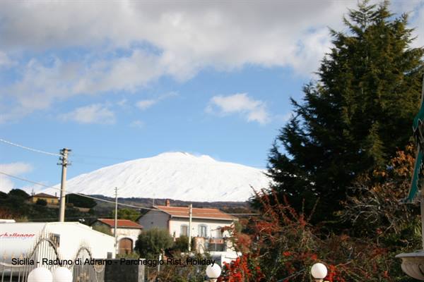 Raduno di Adrano - l'Etna con la neve