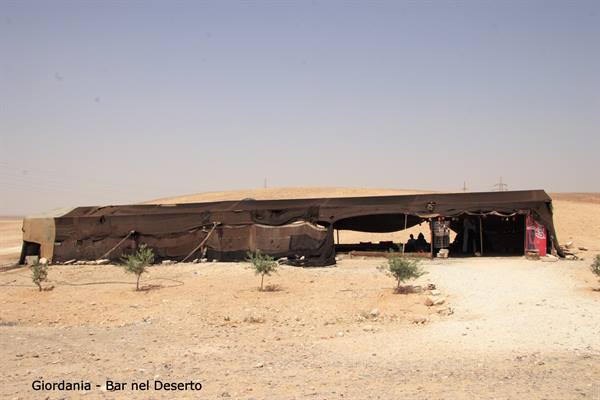 Giordania - Bar nel deserto
