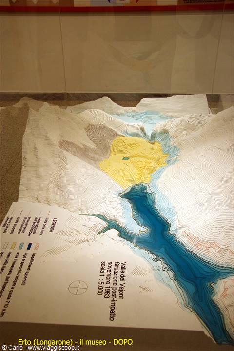 Erto (Longarone) - il museo - plastico con valle dopo la frana